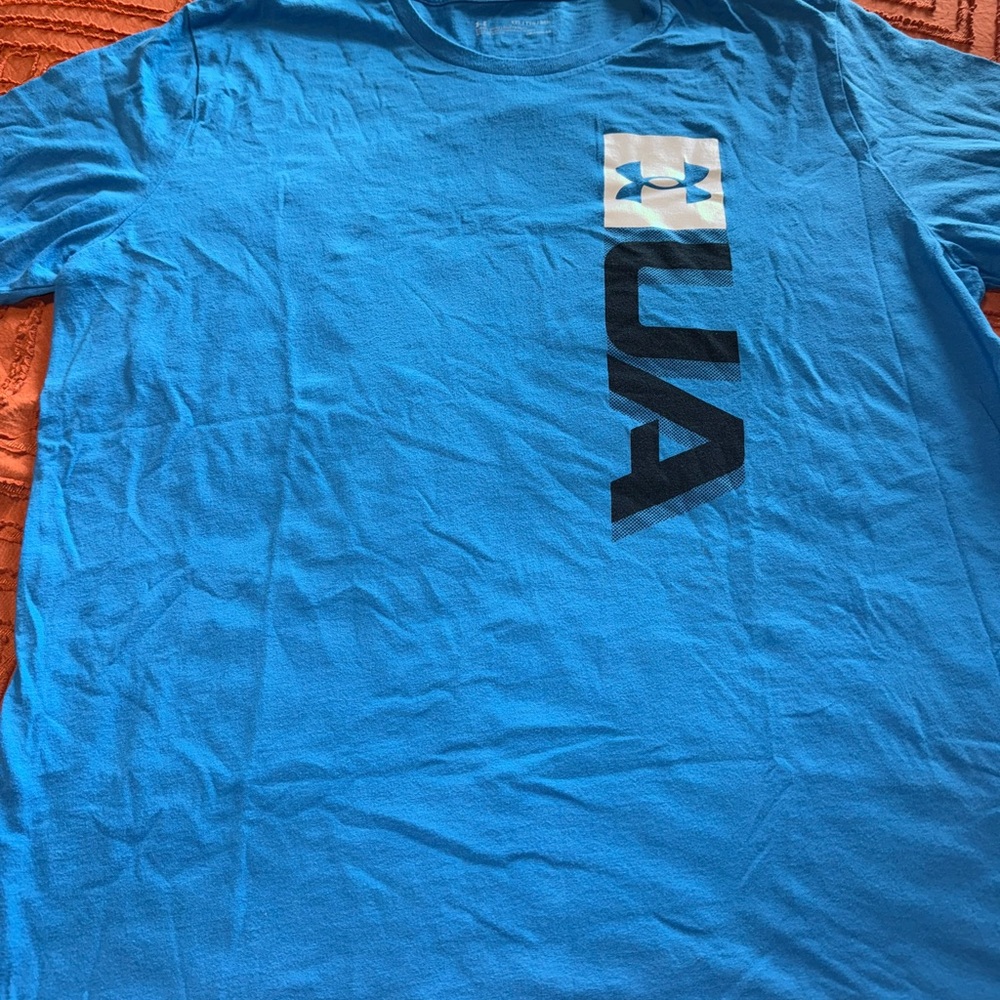Under Armour Blue and Black Short Sleeve Tee